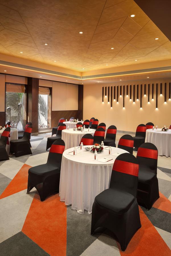 Kabir Hotel & Spa Vadodara Luaran gambar