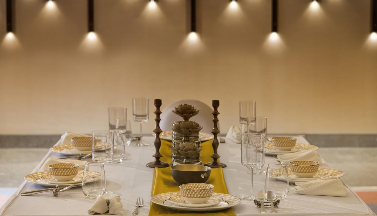 Kabir Hotel & Spa Vadodara Luaran gambar
